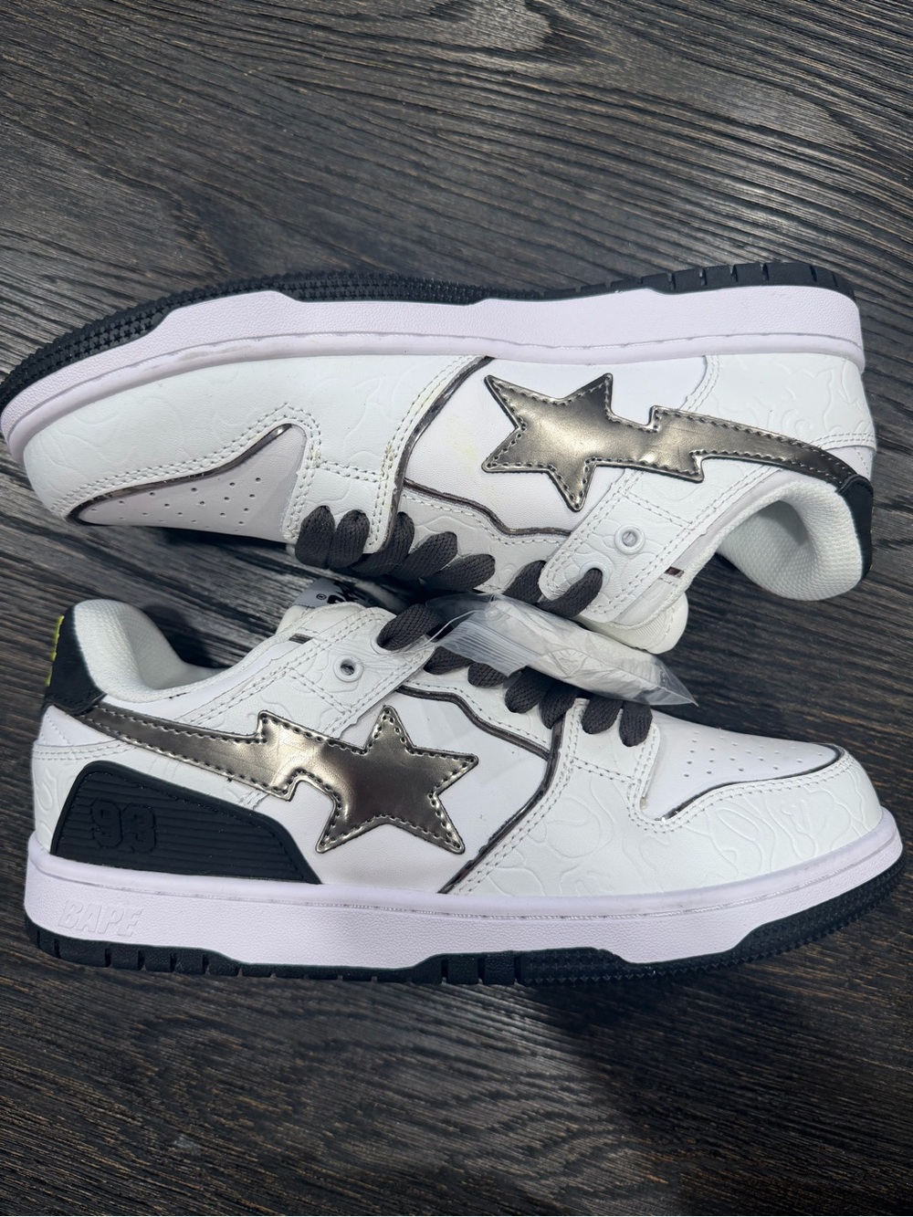 Size 9- A Bathing Ape Sk8 Sta White Metallic Silver BAPE SB